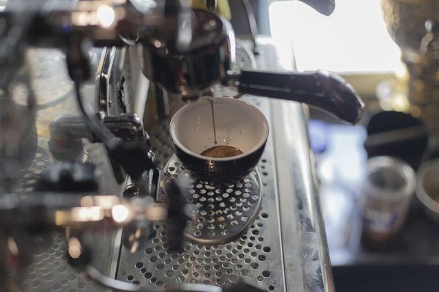 Representative photo: Coffeehouse, coffee shop, or café, IRAN, Mashhad 15. Not this venue.