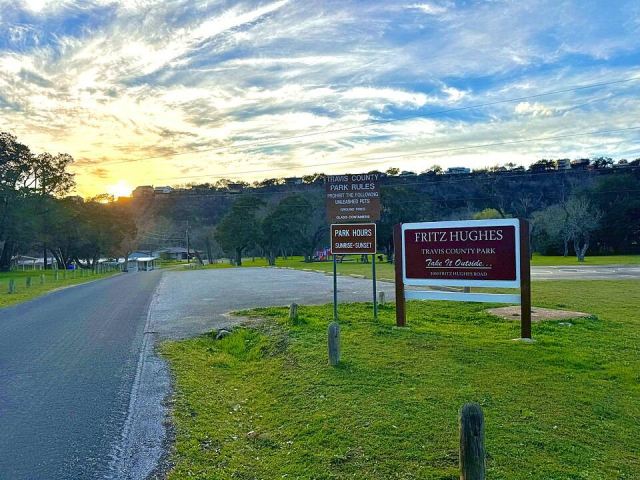 Fritz Hughes Park Austin, Texas at sunset Jan 2024