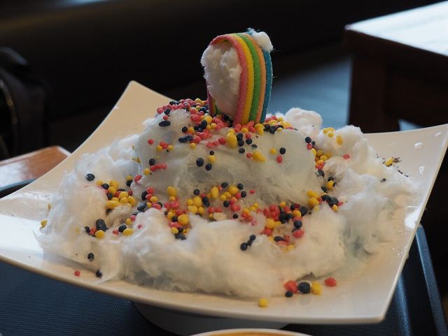 Representative photo: Shaved Ice (22788998570). Not this venue.