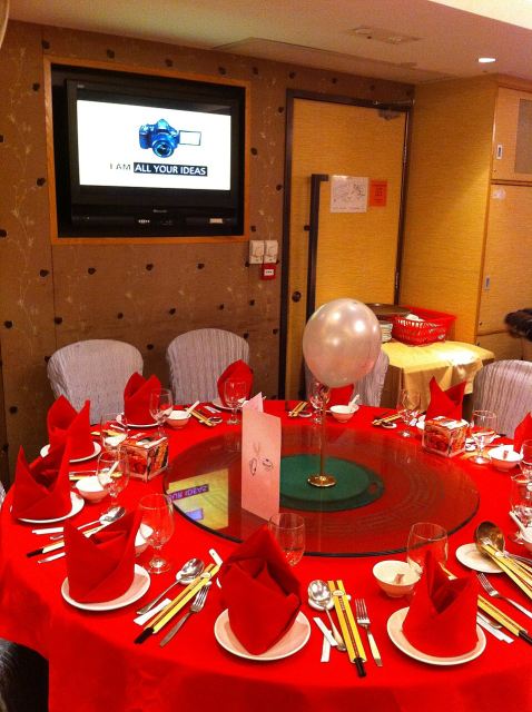 Representative photo: HK 海怡半島 South Horizons 住戶俱樂部 Residents Club Dinner 寶湖酒家 Treasure Lake Restaurant red tablecloth n setting Wall TV set Jan-2013. Not this venue.