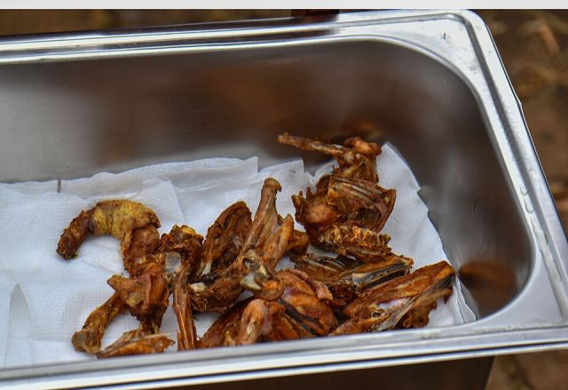Representative photo: Deep fried chicken 02. Not this venue.