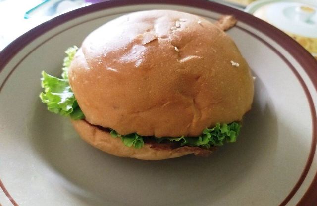 Representative photo: Burger Ayam Crispy. Not this venue.