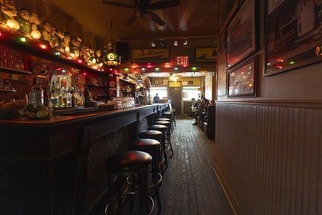 Representative photo: Sunny's Bar Interior. Not this venue.