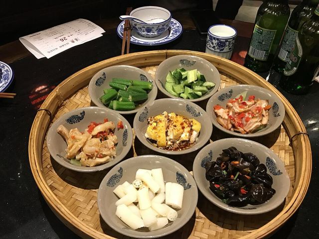 Representative photo: Chinese food, Xiamen 2. Not this venue.