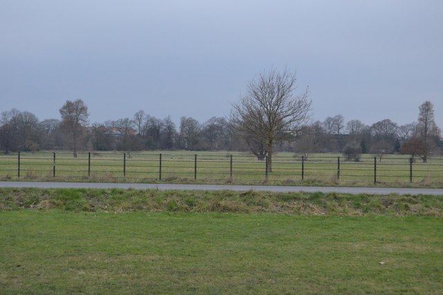 Representative photo: Thames Path, Syon Park - geograph.org.uk - 5437784. Not this venue.