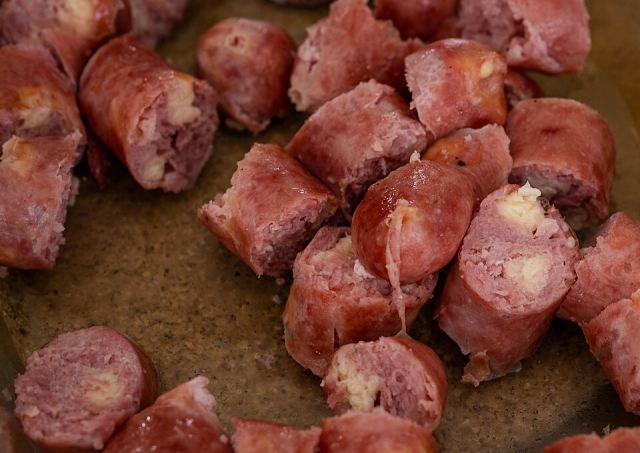 Representative photo: Brazilian food Linguica. Not this venue.
