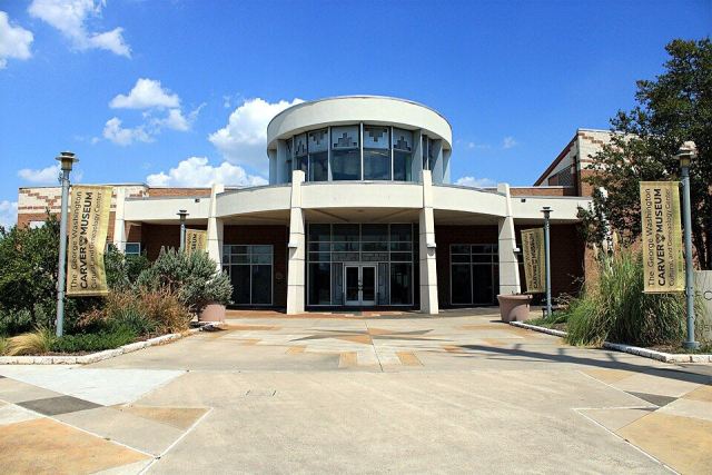 George Washington Carver Museum Austin aug2019-3