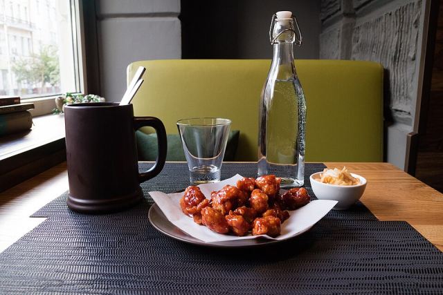 Representative photo: Chicken teriyaki, Fried chicken, Asian cuisine in Krasnoyarsk, Russia. Not this venue.