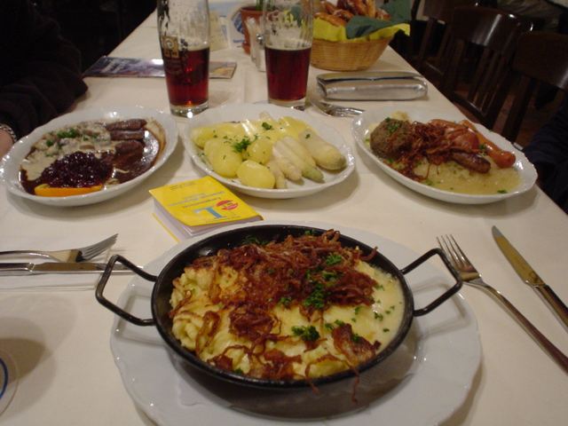 Representative photo: German cuisine-Barvarian food-01. Not this venue.
