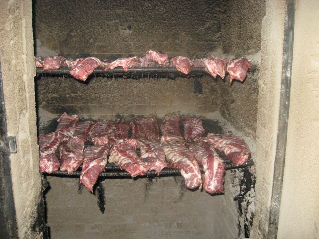 Representative photo: Ribs in a barbecue "pit". Not this venue.