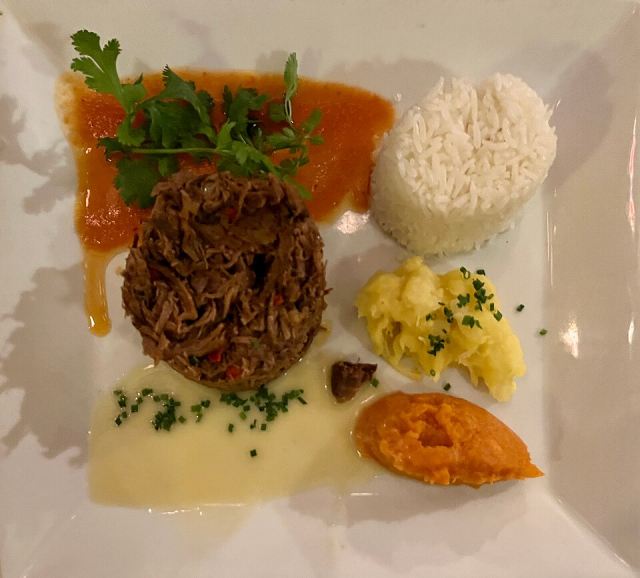 Representative photo: Picadillo habanero à La Bodeguite Cubana (mai 2022). Not this venue.