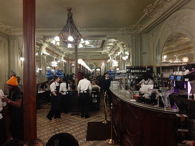 Representative photo: Restaurant dining room. Not this venue.